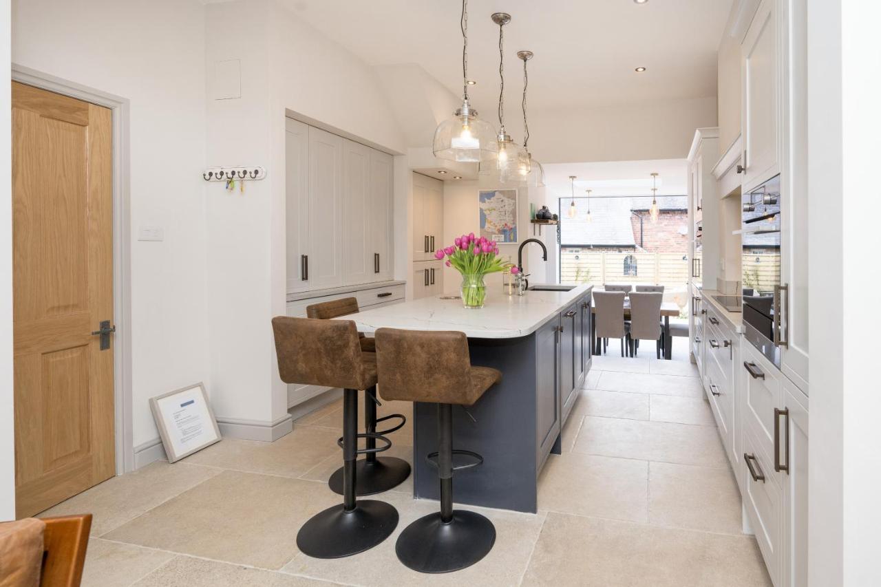 Townhouse By Harrogate Serviced Apartments Exterior foto