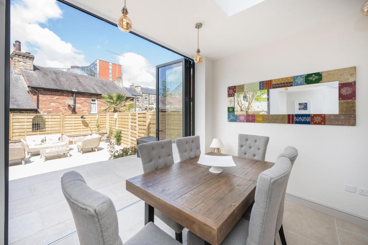 Townhouse By Harrogate Serviced Apartments Exterior foto